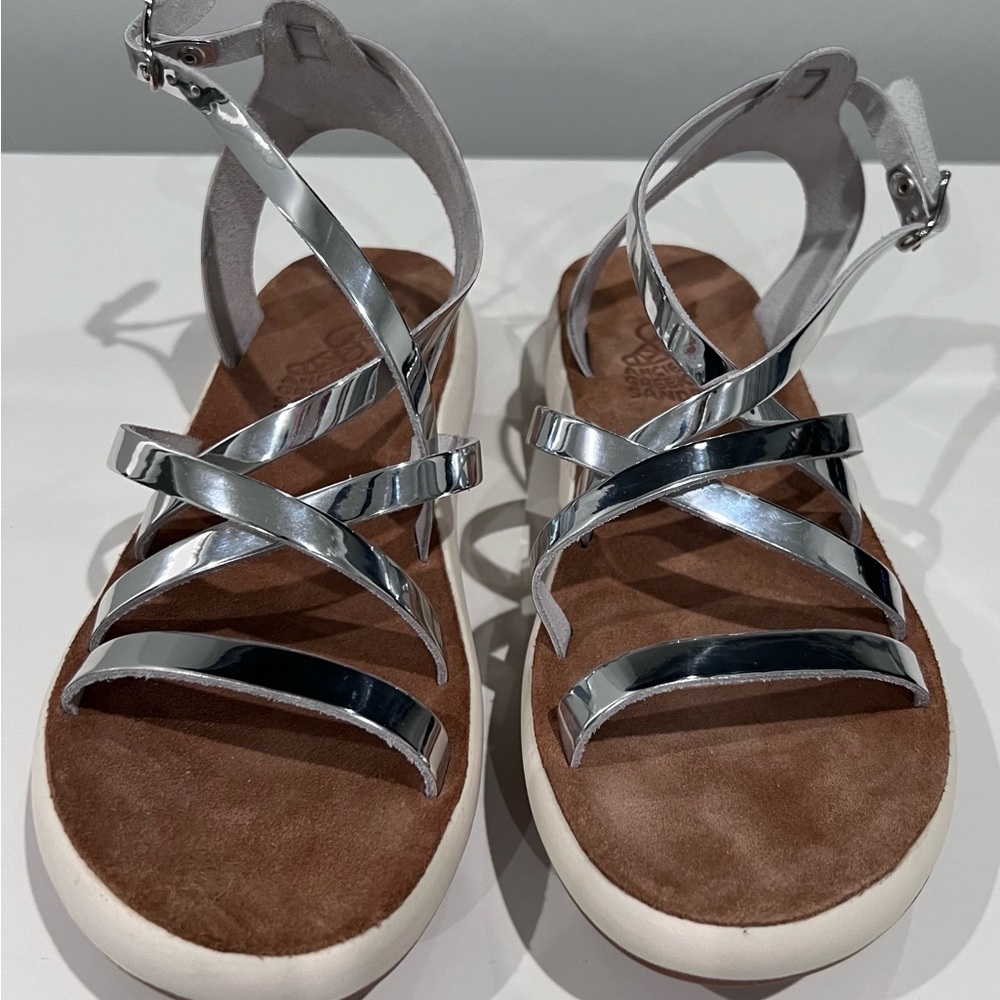 NWOT Ancient Greek Sandals, Delia Comfort Sandal in Platinum, Size 9/39.